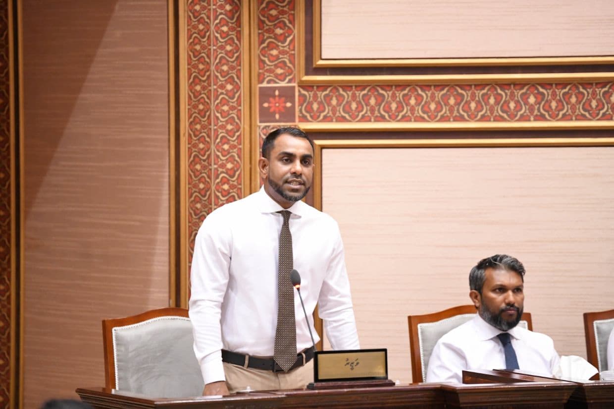 ފަތުރުވެރިކަމާބެހޭ ވަޒީރު އިބްރާހީމް ފައިޞަލް، 20 ވަނަ ރައްޔިތުންގެ މަޖިލީހުގެ 39 ވަނަ ޖަލްސާގައި