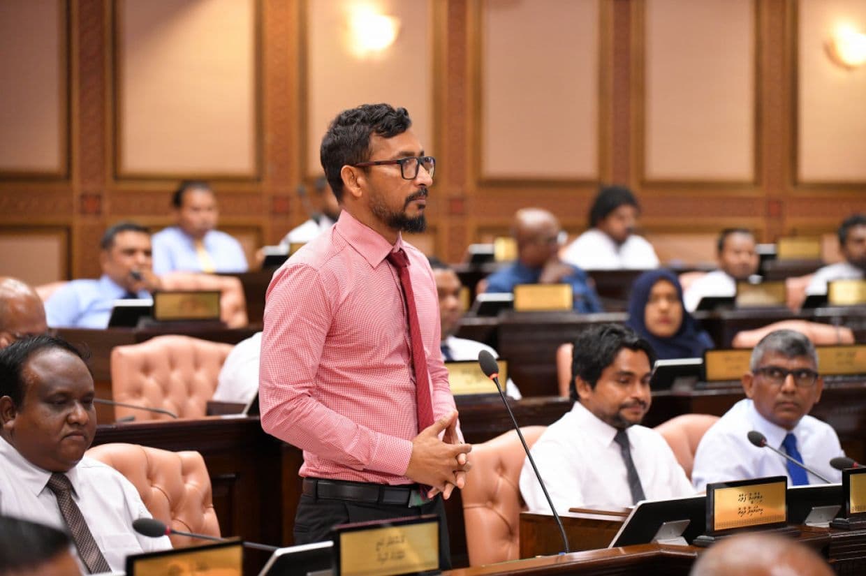 އިނގުރައިދޫ ދާއިރާގެ މެންބަރު އަދި ޕީއެންސީގެ ޕާލިމެންޓްރީ ގްރޫޕްގެ ލީޑަރު އިބްރާހިމް ފަލާހު