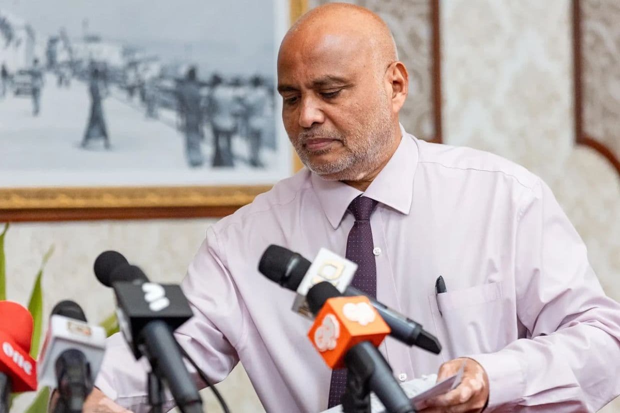 ހައުސިންގ މިނިސްޓަރ ޑރ. އަލީ ހައިދަރު އަހުމަދު. / ފޮޓޯ: އެޓޯލް ޓައިމްސް