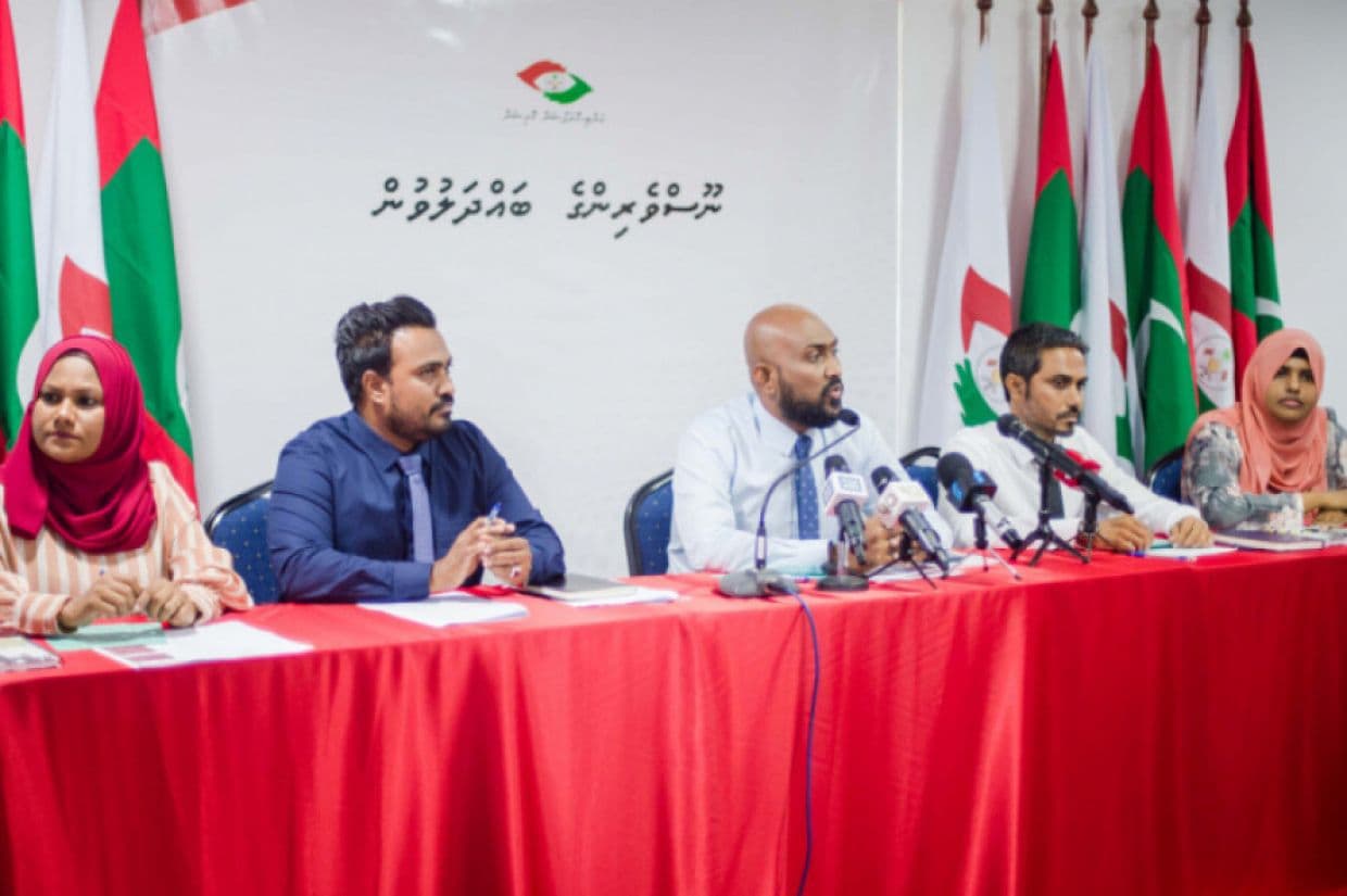 ފޮޓޯ: އޭސީސީ