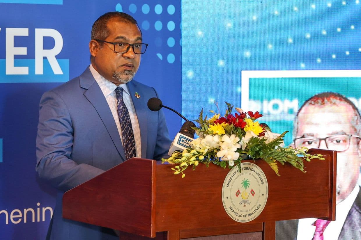 ޚާރިޖީ ވަޒީރު ޑރ. ޢަބްދުﷲ ޚަލީލް