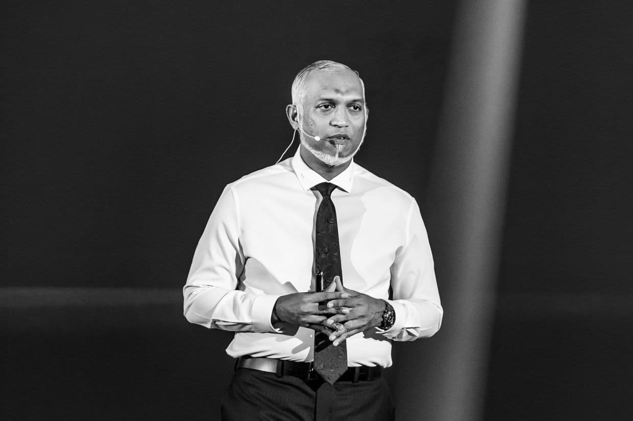 ރައީސް މުޢިއްޒު ވެރިކަން ކުރައްވާ ގޮތާ މެދު ގިނަ ރައްޔިތުންގެ ޝުއޫރު ވަރަށް އުފާވެރި - ފޮޓޯ: ޚުލާސާ