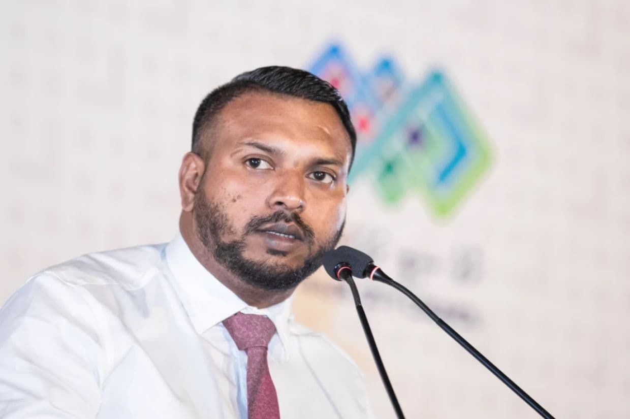 ޤާނޫނު އަސާސީއަށް ފައިން އަރާ މީހުންނަށް ޙިމާޔަތެއް ނޯންނާނެ - ނަރީޝް
