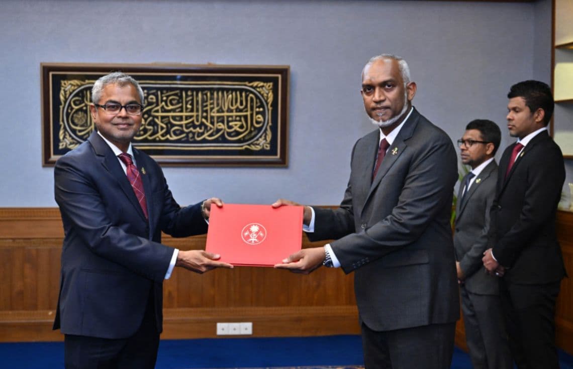ފަތުރުވެރިކަމާއި ތިމާވެށްޓާބެހޭ ވަޒީރަށް މަޖިލީހުގެ އިއްތިފާޤުން ރުހުން ދެއްވައިފި