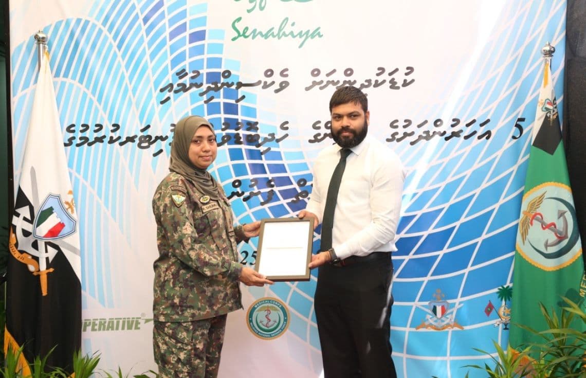 ސެނަހިޔާއިން ކުޑަކުދިންނަށް ވެކްސިން ޚިދުމަތް ފަށުމުގެ ރަސްމިޔާތު/ ފޮޓޯ: ހެލްތް މިނިސްޓްރީ