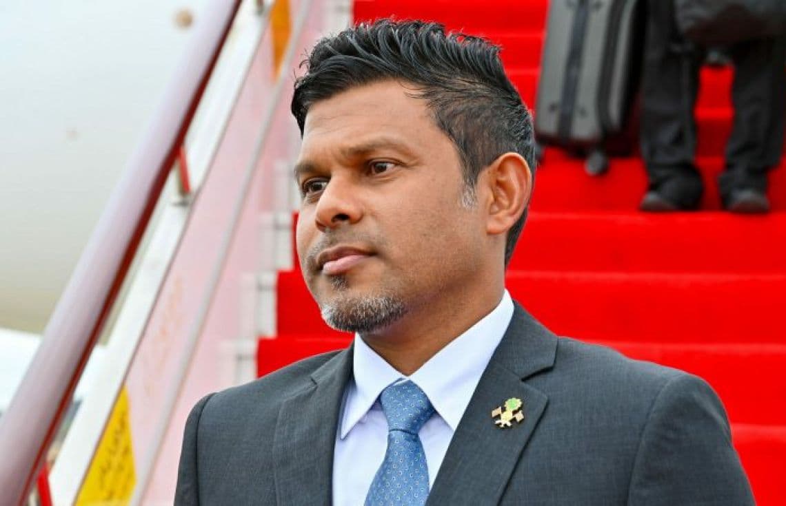 ނައިބު ރައީސް ޙުސައިން މުޙައްމަދު ލަޠީފް.
