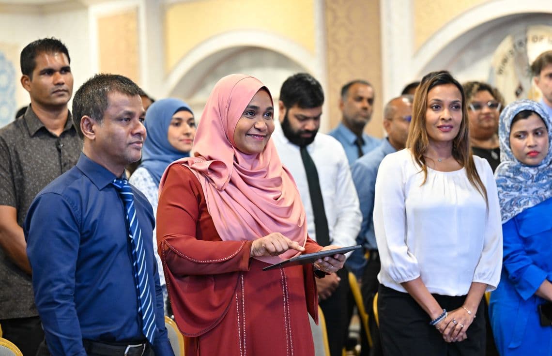 ރައީސުލްޖުމްހޫރިއްޔާގެ އަނބިކަނބަލުން، ނޭޝަނަލް މެންޓަލް ހެލްތު ސްޓްރެޓީޖިކް އެކްޝަން ޕްލޭން 2025-2029 އިފުތިތާހުކޮށްދެއްވަނީ/ ފޮޓޯ: ރައީސް އޮފީސް