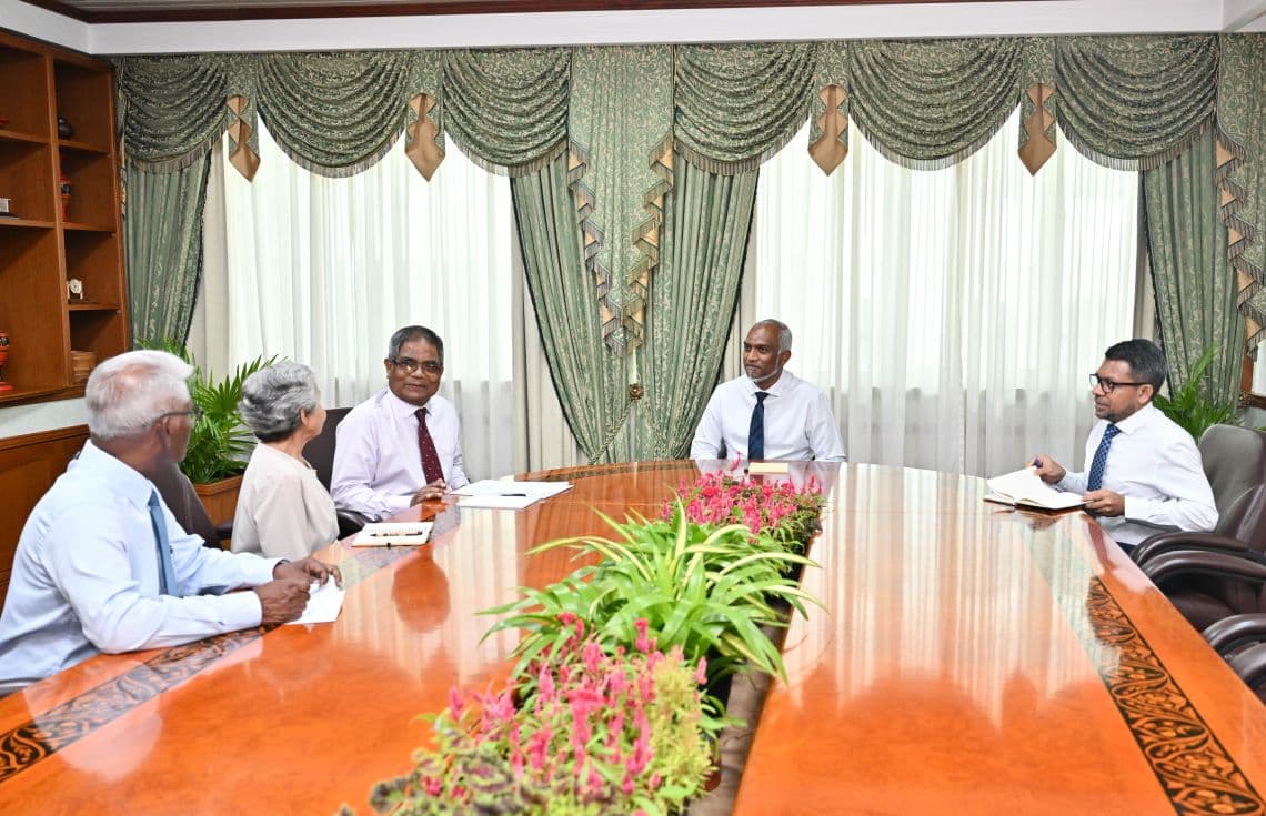 މިއަދު ހެނދުނު ރައީސް އޮފީހުގައި އިސްރަށްވެހިންގެ ޖަމުޢިއްޔާ އާއި އެކު ބޭއްވެވި ބައްދަލުކުރެއްވުމުގެ ތެރެއިން.