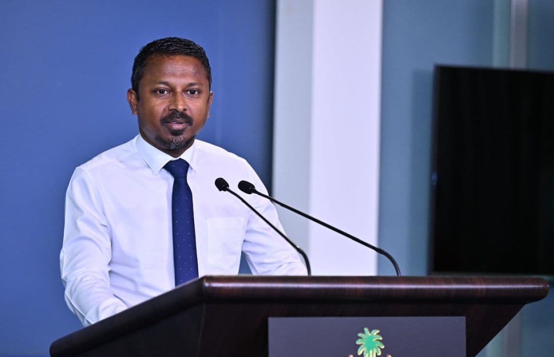 ބަންޑާރަނައިބު އަޙްމަދު އުޝާމް - އެމަނިކުފާނަކީ ”އެޕްލިކޭޝަން އޮފް ދަ ކޮންވެންޝަން އޮން ދަ ޕްރިވެންޝަން އެންޑް ޕަނިޝްމަންޓް އޮފް ދަ ކްރައިމް އޮފް ޖެނޮސައިޑް (ދަ ގެމްބިއާ ވ. މިޔަންމާ)“މައްސަލައިގައި ރާއްޖޭގެ އެޖެންޓް.