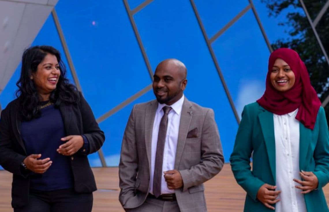 އޮސްޓްރޭލިއާ އެވޯޑްސް ސްކޮލަޝިޕްގައި ކިޔެވި ބައެއް ދަރިވަރުން / ފޮޓޯ: އޮސްޓްރޭލިއާ އެވޯޑްސް