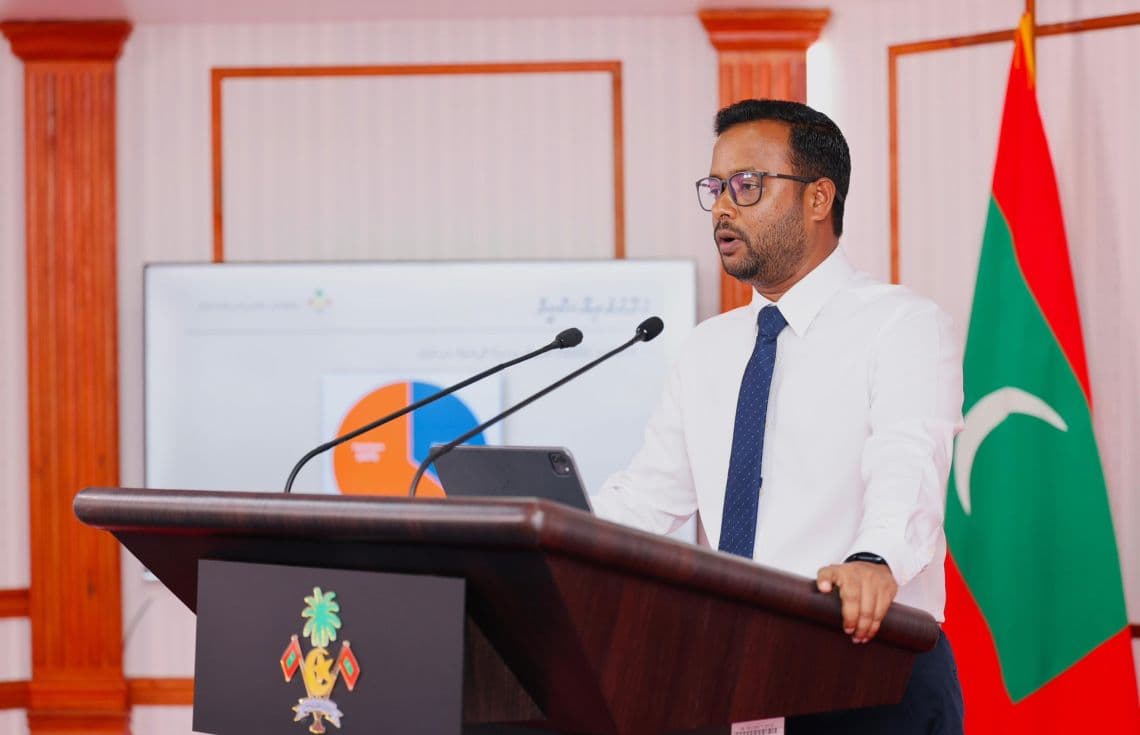 ޢިމާރާތްކުރުމާއި، ގެދޮރުވެރިކަމާއި ބިނާރާ ބެހޭ ވަޒީރު ޑރ. އަބްދުالله މުއްޠަލިބް. / ފޮޓޯ: ވުޒާރާ