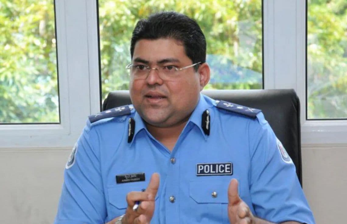 އިމިގްރޭޝަންގެ ކޮންޓްރޯލަރު އަހުމަދު ފަސީޙް.