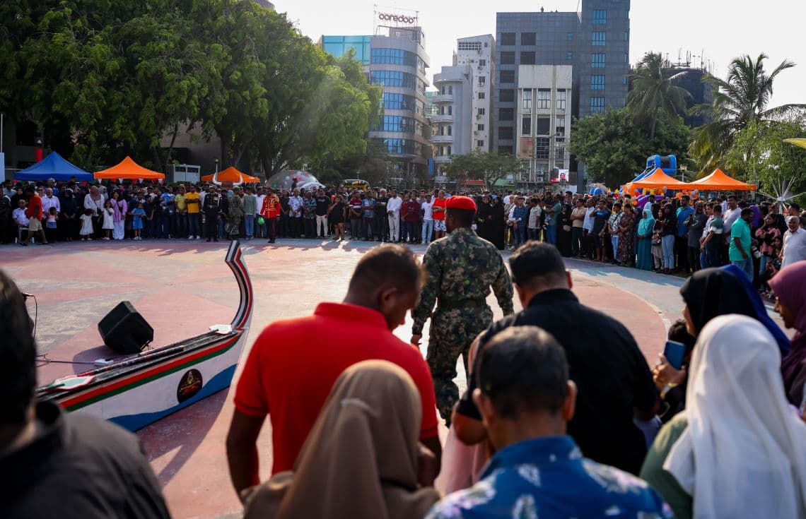ފިޠުރު ޢީދު ފާހަގަކުރުމަށް މިއަދު މާލޭގައި ބޭއްވި "ޢީދު ހަވީރު" ހަރަކާތުގެތެރެއިން. މިއީ ފަހަކަށް އައިސް ބޭއްވި އެންމެ ކުލަގަދަ ޢީދު ޙަރަކާތް. / ފޮޓޯ: ޚުލާސާ