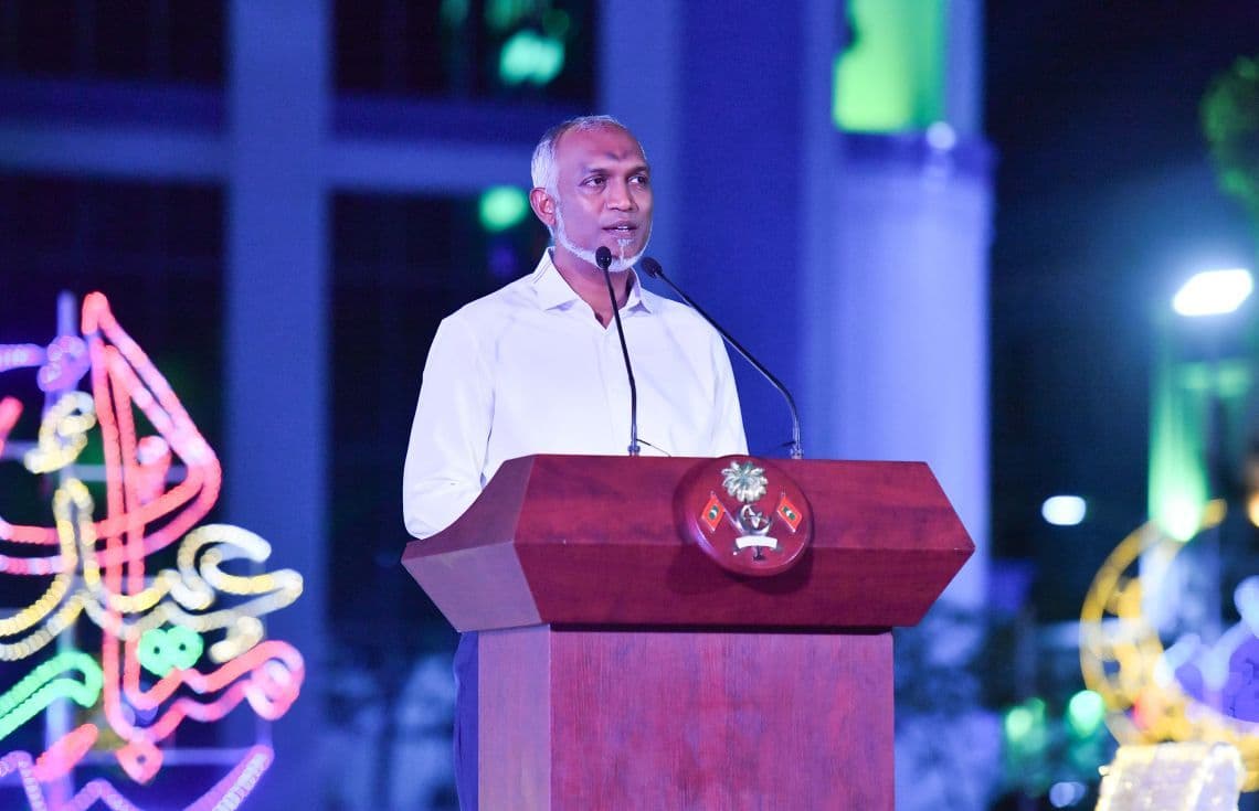 ޢީދު ކުލަގަދަކޮށް ފާހަގަކުރުމަށް އެހީވި ފަރާތްތަކަށް ރައީސް ޝުކުރު އަދާކުރައްވައިފި. ރާއްޖޭގެ 64 ރަށެއްގައި ޢީދު ލައިޓުތައް ހަރުކޮށް ވަނީ ދިއްލާފައި