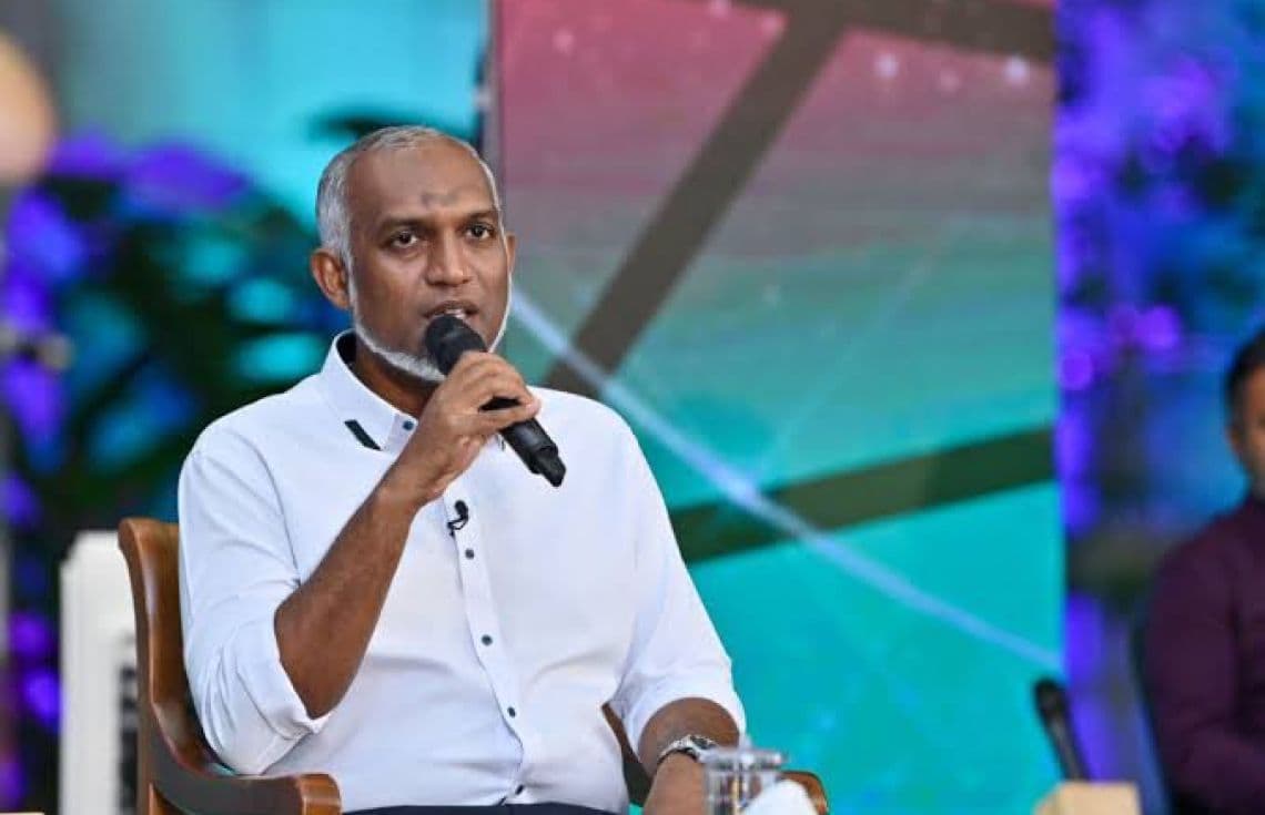 ރައީސް ޑރ. މުޢިއްޒު: އެމަނިކުފާނުގެ އަމާޒަކީ 27000 އަށްވުރެ ގިނަ ފުލެޓް ރައްޔިތުންނަށްޓަކައި ޢިމާރާތްކޮށްދެއްވުން.