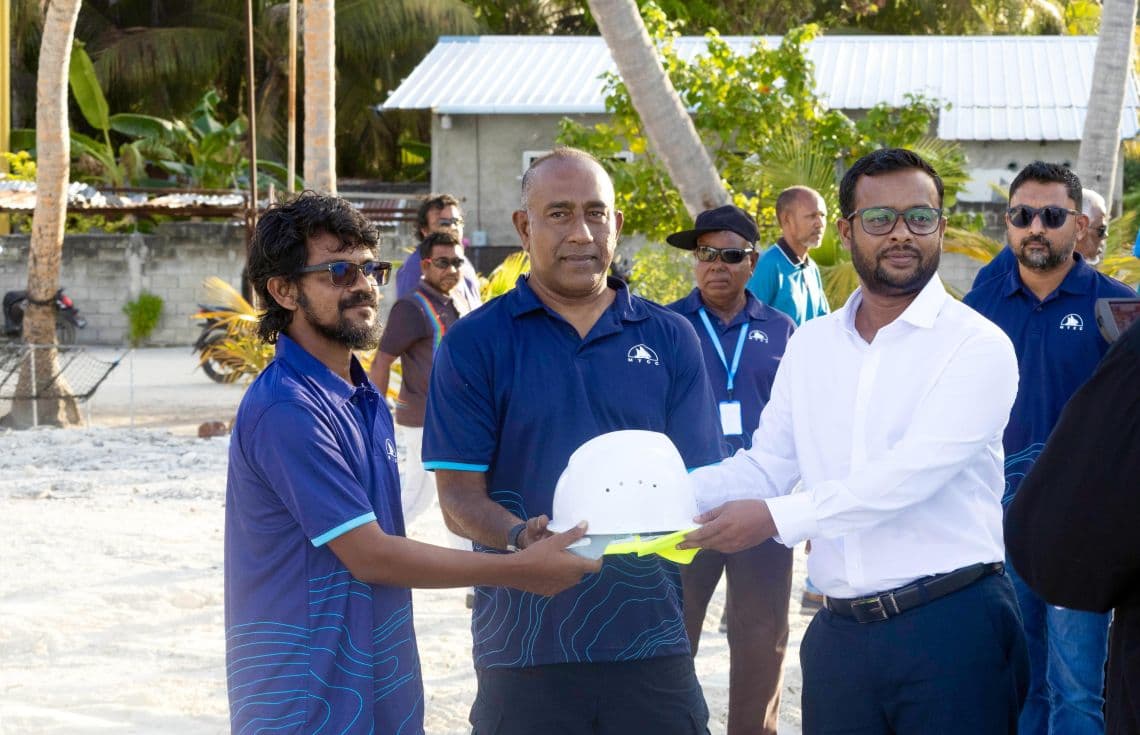 ގދ. ފިޔޯރީގެ ބަނދަރު ތަރައްޤީކުރުމުގެ ޢަމަލީ މަސައްކަތް ފެށުމުގެ ރަސްމިއްޔާތު. / ފޮޓޯ: ފިޔޯރީ ކައުންސިލް