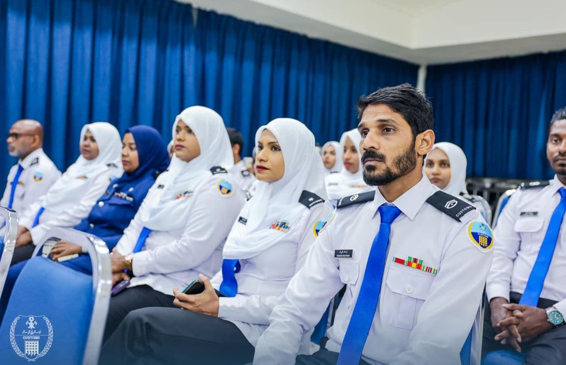 ކަސްޓަމްސްގެ މުވައްޒަފުން އެ އޮފީހުގެ އިވެންޓެއްގައި ބައިވެރިވަނީ / ފޮޓޯ: ކަސްޓަމްސް