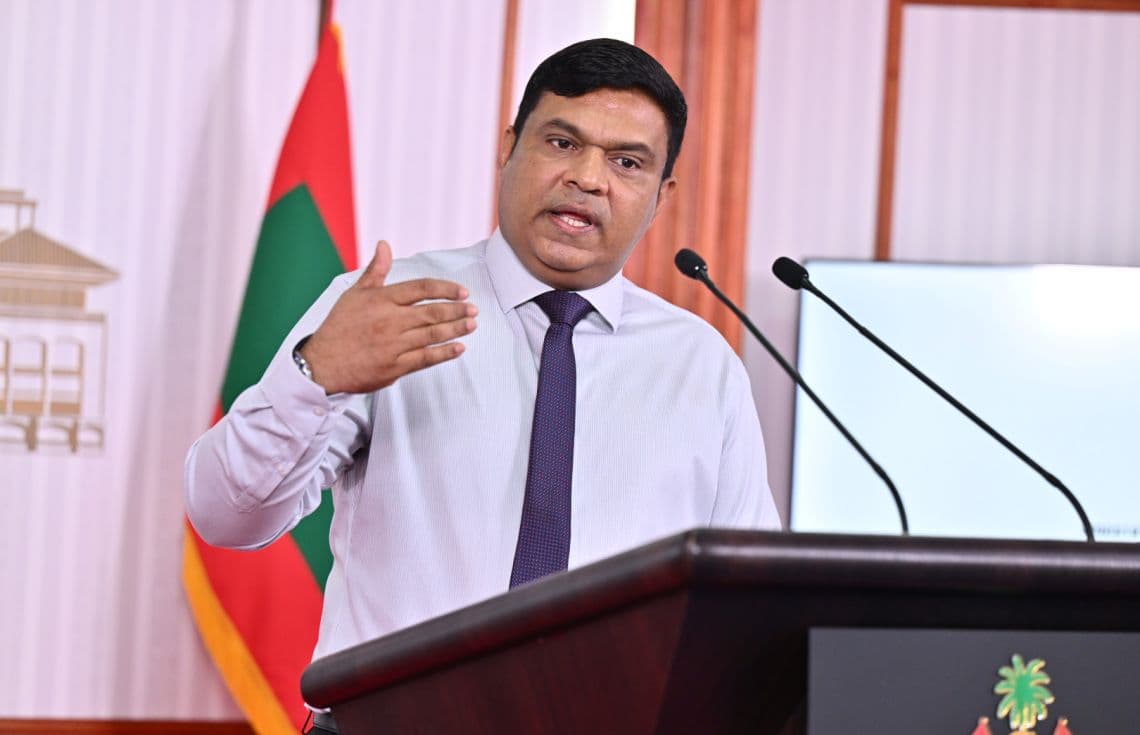 ނޫސްވެރިންގެ ބައްދަލުވުމެއްގައި ވަޒީރު އަމީން ވާހަކަ ދައްކަވަނީ/ ފޮޓޯ: ރައީސް އޮފީސް