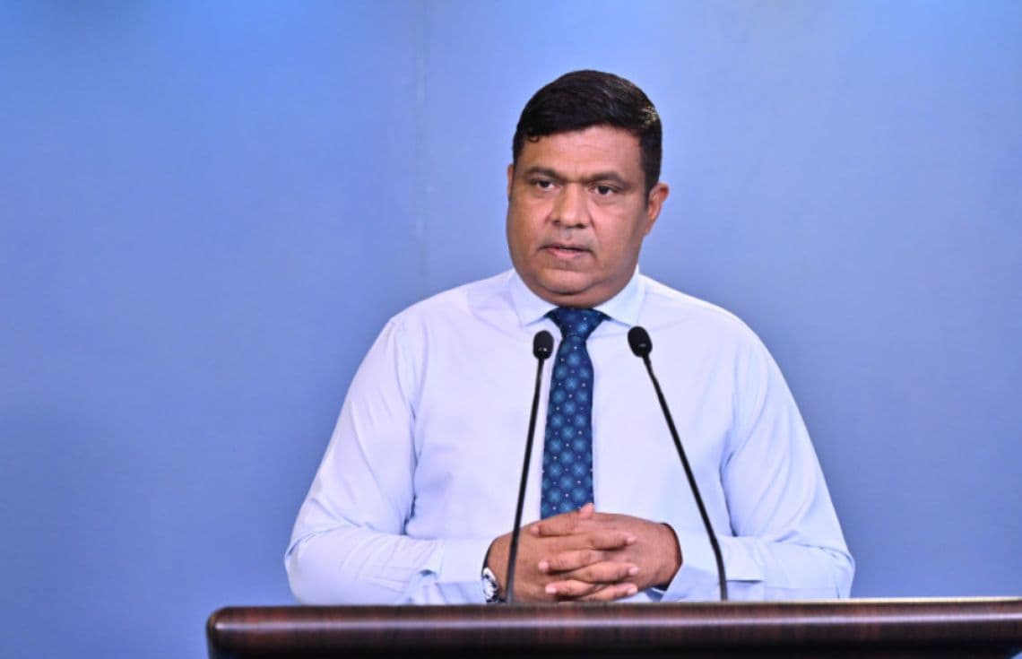 ޓްރާންސްޕޯޓް މިނިސްޓަރ މުހައްމަދު އަމީން: ޔުމްނު ވެއްޓުނު ހާދިސާ ހިނގި ވަގުތު އެމަނިކުފާނު ހުންނެވީ ރާއްޖެއިން ބޭރުގަ.
