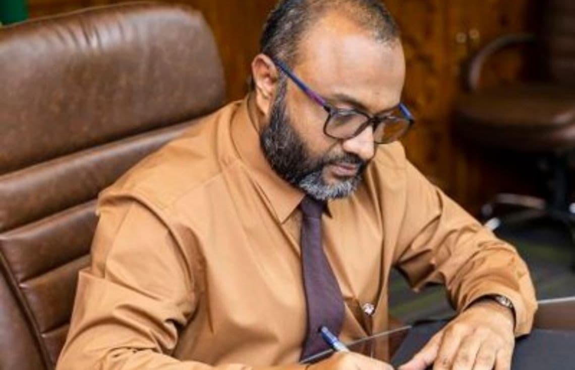 ޑރ. މުހައްމަދު ޝަހީމް އަލީ ސައީދު: އަދާލަތު ޕާޓީގެ މެންބަރަކު ސަރުކާރުގެ މަޤާމެއްގައި ހުންނަން އެ ޕާޓީގެ ދުސްތޫރުވެސް މަނާ ނުކުރޭ.