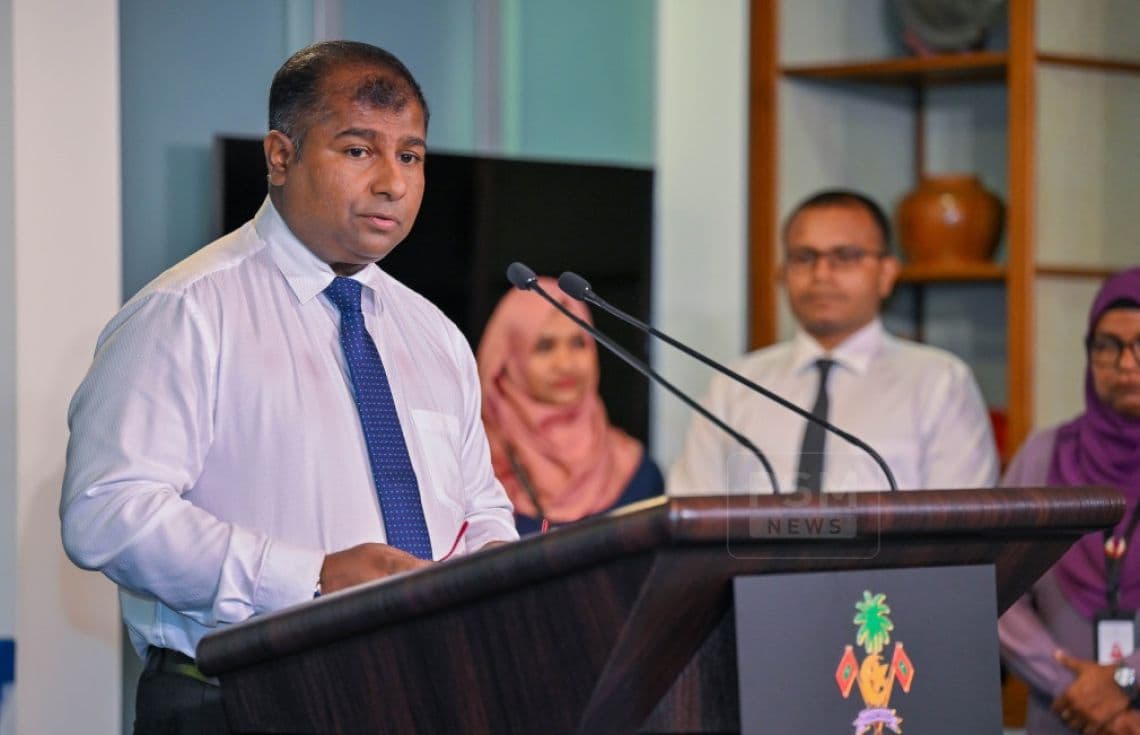 ދިވެހިބަހާއި ސަޤާފަތާއި ތަރިކައާއި ބެހޭ ވަޒީރު އާދަމް ނަސީރު އިބްރާހިމް / ފޮޓޯ: ރައީސް އޮފީސް