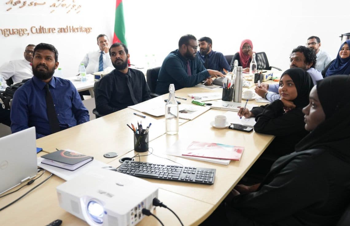 ދިވެހިޤައުމިއްޔަތުގެ އިސްވާރުން ހިންގަވާ "ކަޅުއޮށްފުންމި ފަށަން" ތަމްރީނު ޕްރޮގްރާމްގެ ތެރެއިން/ ފޮޓޯ: