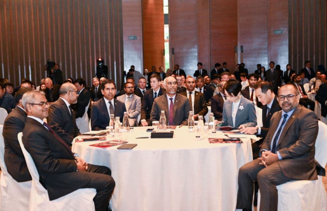 ސިންގަޕޫރު-ރާއްޖެ ބިޒްނަސް ފޯރަމް/ ފޮޓޯ: ރައީސް އޮފީސް