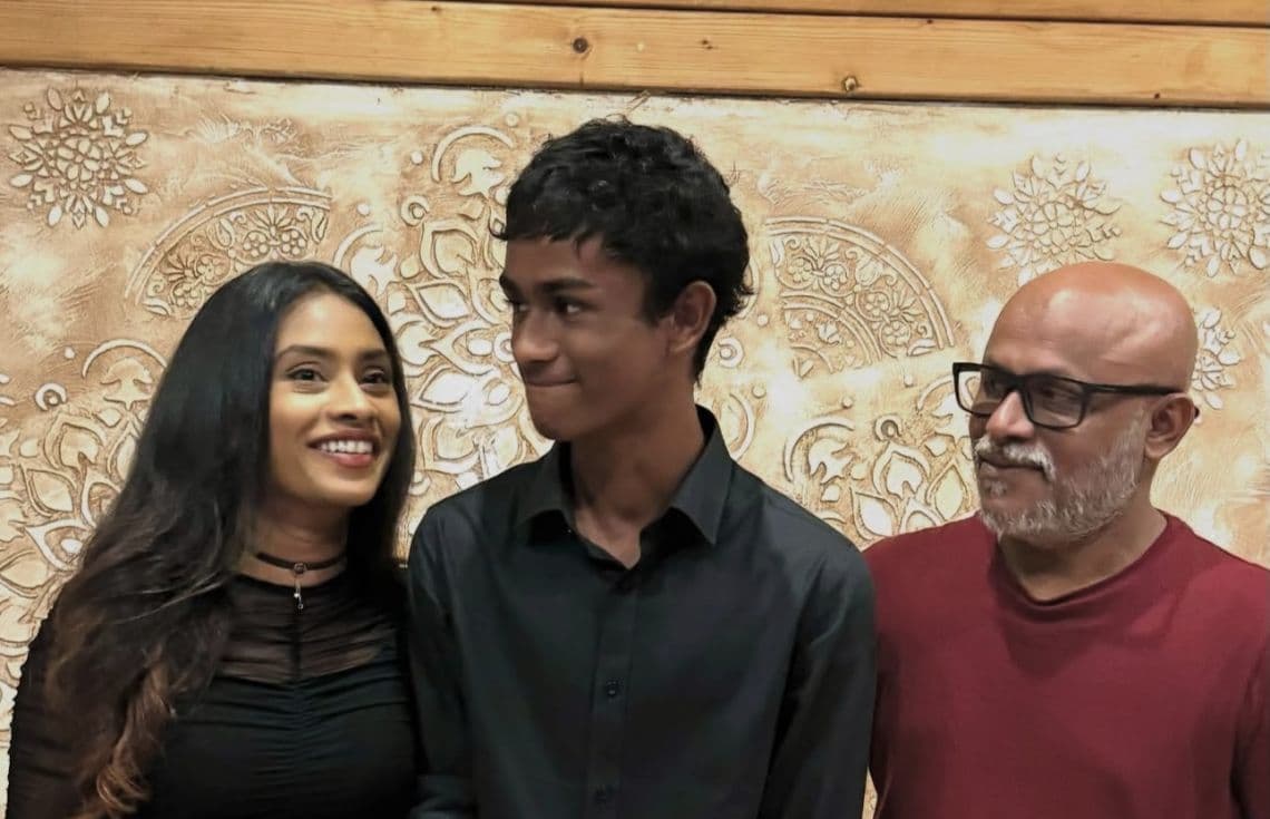 ތޭރަވާއާއި އަޝްފާ، ދަރިފުޅު އަލްސަންއާއިއެކު