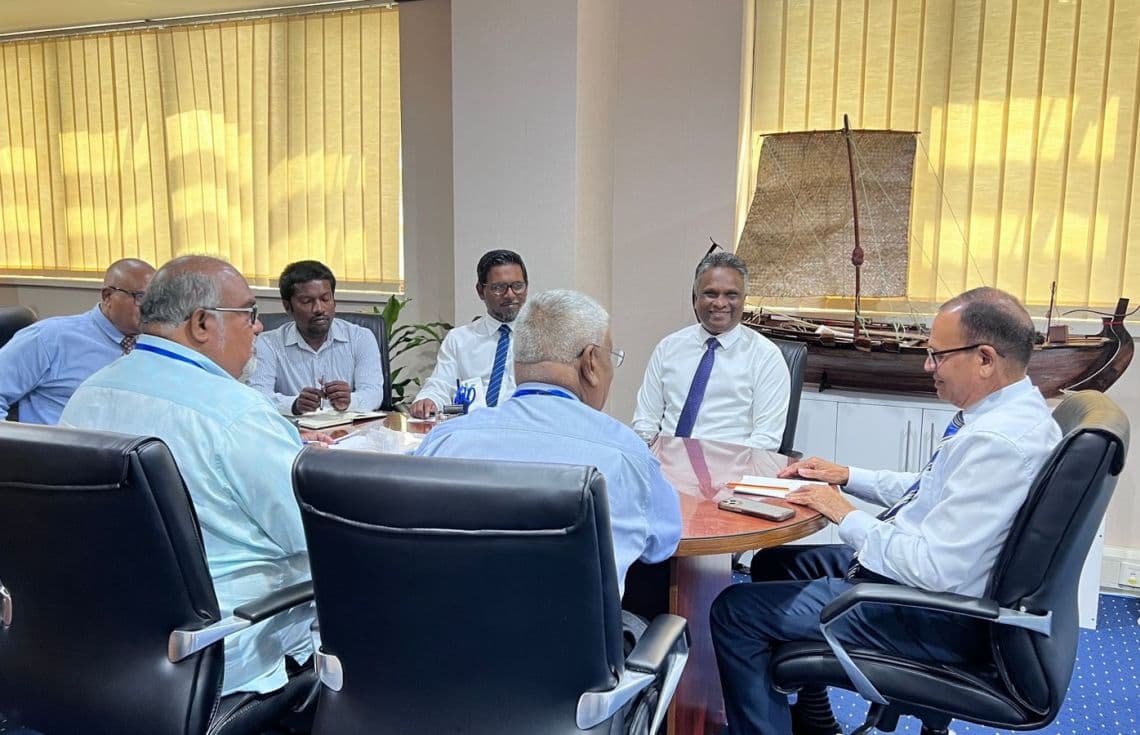 ޕަބްލިކް ވޯކްސް މިނިސްޓްރީން މާލޭ ސިޓީ ކައުންސިލާއެކު ބޭއްވި ބައްދަލުވުން / ފޮޓޯ: ޕަބްލިކް ވޯކްސް މިނިސްޓްރީ