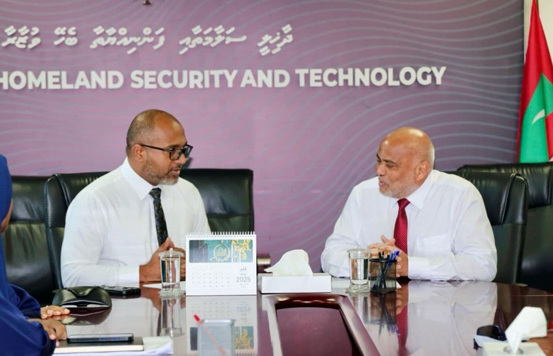 މަސައްކަތްތެރިންގެ ހައްޤުތައް ހިމާޔަތްކުރުމަށް ބޭއްވި މަޝްވަރާ ބައްދަލުވުން. / ފޮޓޯ: މަތީ ތައުލީމާއި މަސައްކަތްތެރިކަމާއި ހުނަރުތައް ތަރައްގީކުރުމާއި ބެހޭ ވުޒާރާ