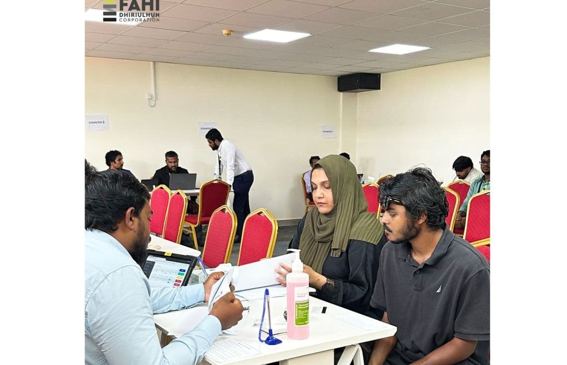 ފްލެޓް އެއްބަސްވުމުގައި ސޮއިކުރުން/ ފޮޓޯ: އެފްޑީސީ