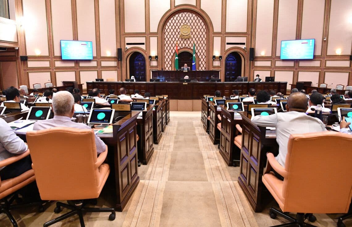 މަޖިލީހުގެ ޖަލްސާގެ ތެރެއިން: ފޮޓޯ/ ރައްޔިތުންގެ މަޖިލިސް---
