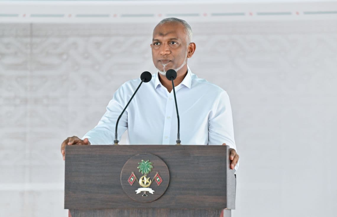 ރައީސް މުއިއްޒު: ފޮޓޯ/ ރައީސް އޮފީސް---