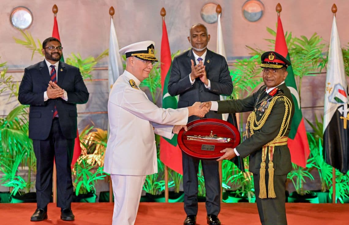 ތުރުކީގެ "ދަރުމަވަންތަ" މަނަވަރު އެމްއެންޑީއެފްއާއި ހަވާލުކުރުމުގެ ރަސްމިޔާތު ތެރެއިން/ ފޮޓޯ: ރައީސް އޮފީސް