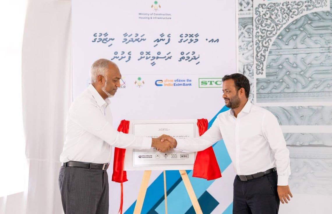 ރައީސް މާޅޮހަށް ކުރެއްވި ދަތުރުގެ ތެރެއިން.--ފޮޓޯ:ރައީސް އޮފީސް