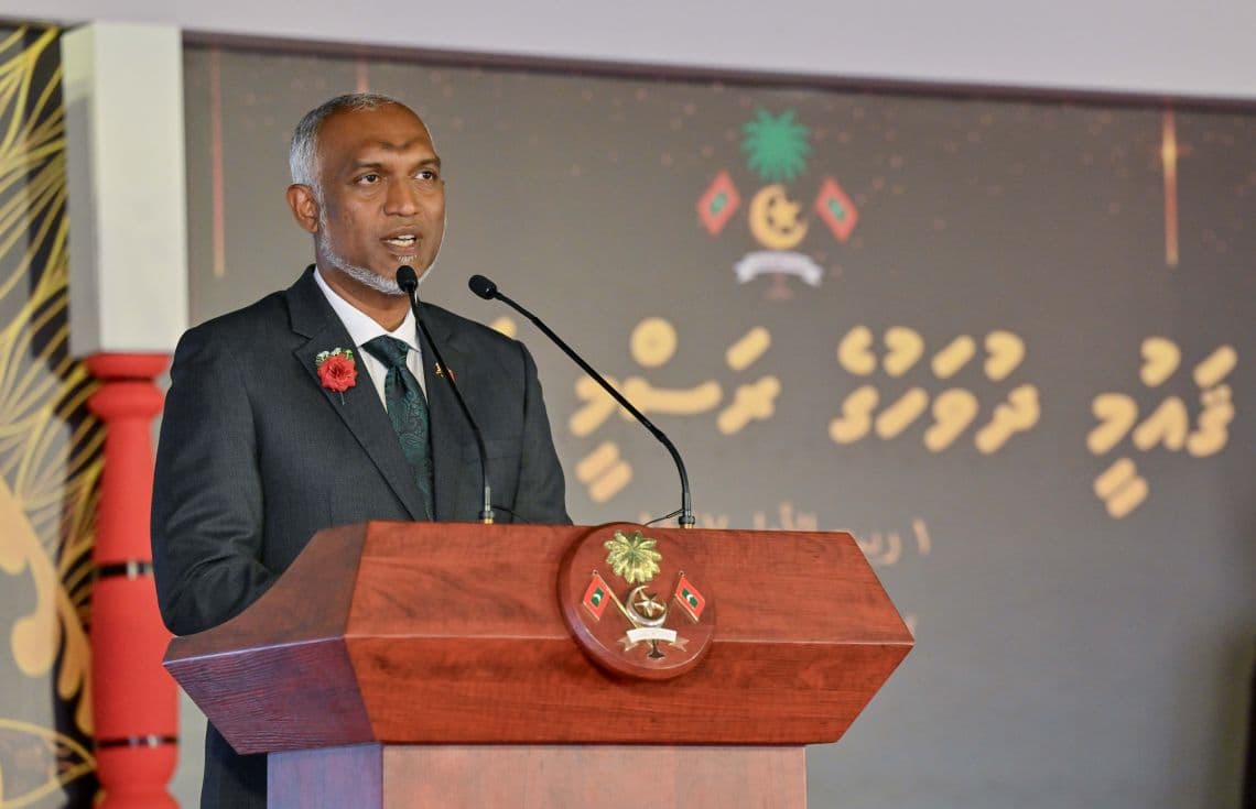 ރައީސް މުއިއްޒު: ފޮޓޯ/ ރައީސް އޮފީސް---