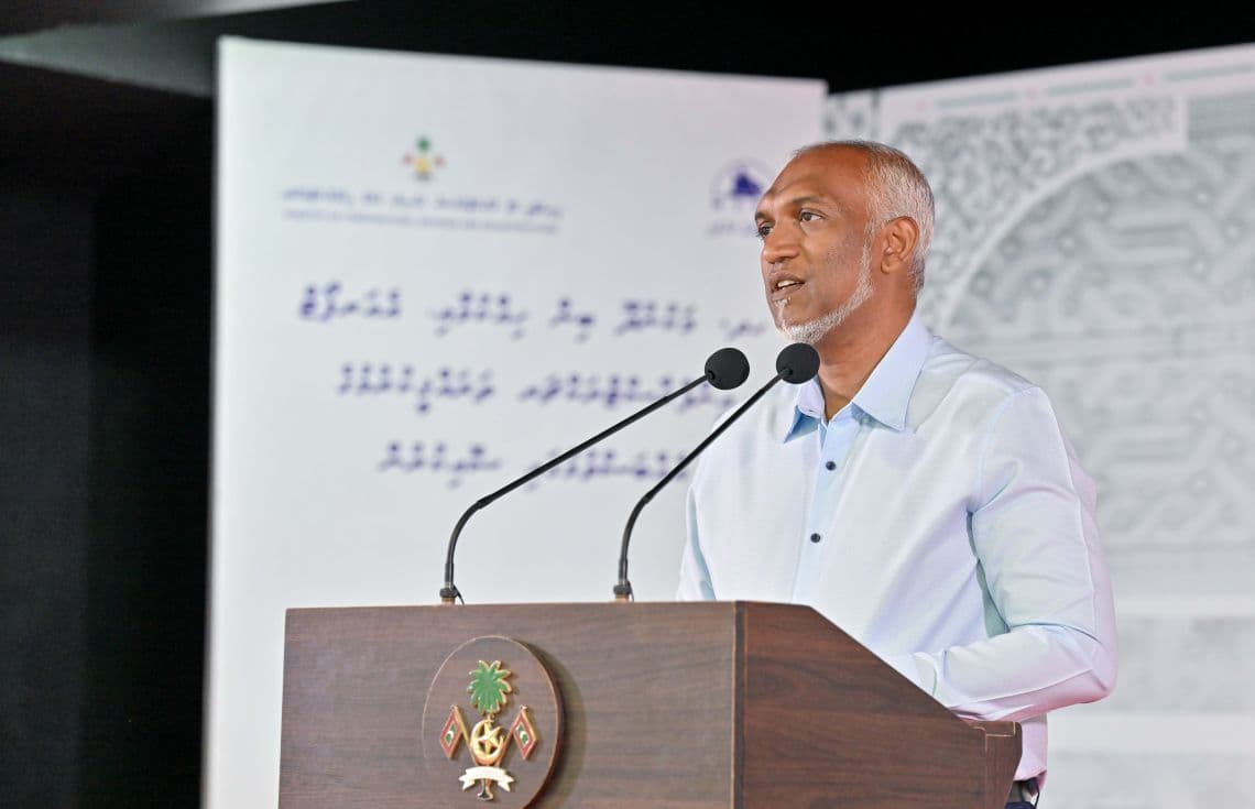 ރައީސް މުއިއްޒު މަކުނުދޫ ރައްޔިތުންނާ ބައްދަލުކުރައްވާ ވާހަކަފުޅުދައްކަވަނީ: ފޮޓޯ/ ރައީސް އޮފީސް---