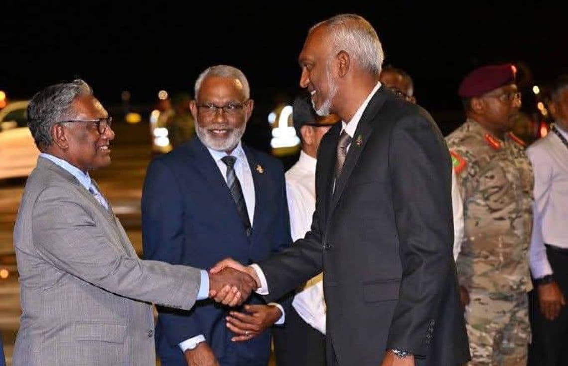 ރައީސް ޗައިނާއަށް ވަޑައިގަންނަވަނީ.--ފޮޓޯ:ރައީސް އޮފީސް
