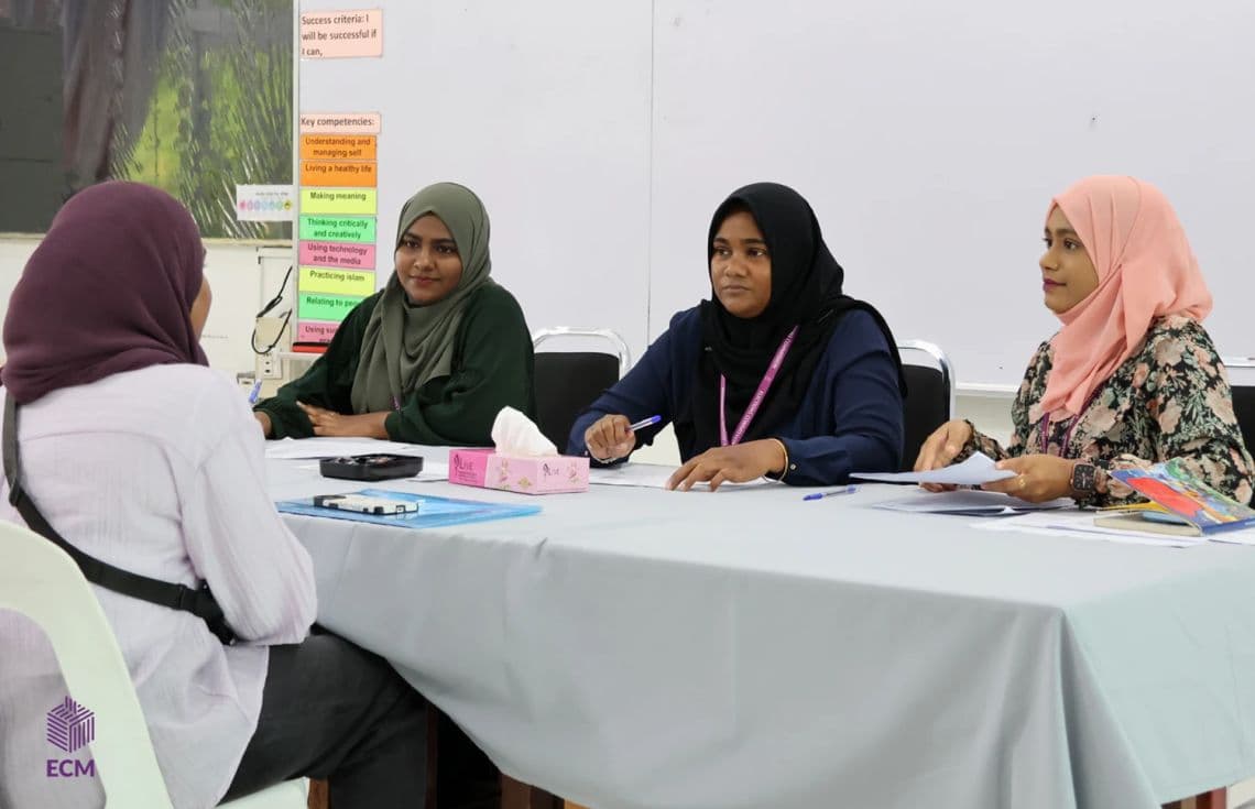 އިލެކްޝަން ކޮމިޝަނުން ކުރިޔަށް ގެންދާ ވޯކް-އިން އިންޓަވިއު ތެރެއިން/ ފޮޓޯ:އިލެކްޝަންސް ކޮމިޝަން