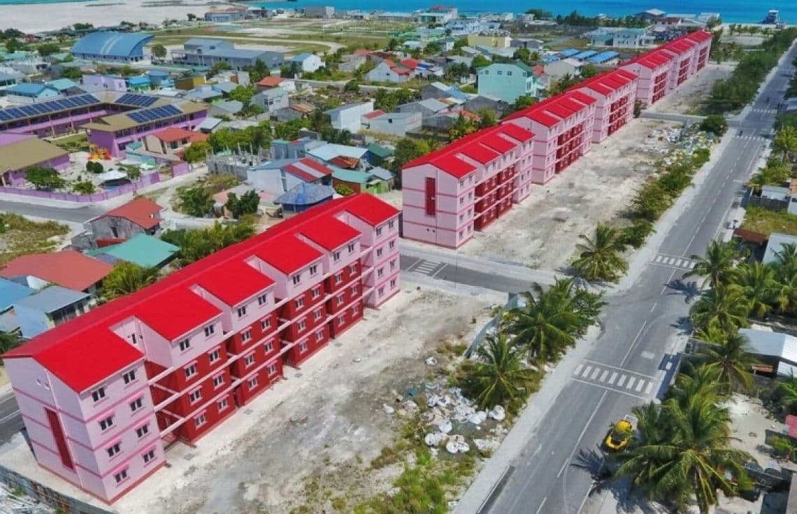 ގދ. ތިނަދޫގައި އަޅާފައި ހުރި ރޯހައުސް.—-ފޮޓޯ:ތިނަދޫ
