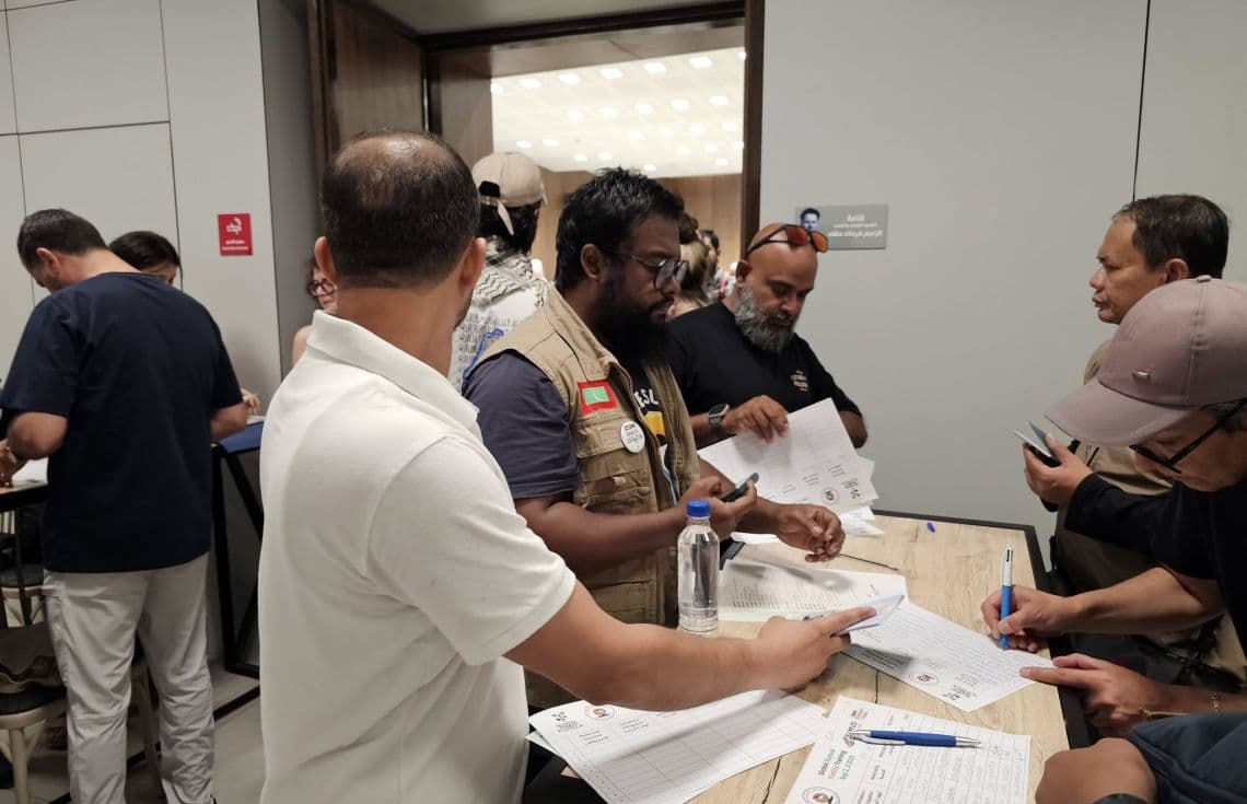 ގްލޯބަލް ސުމޫދް ފްލޮޓިއްލާ" ޙަރަކާތުގެތެރެއިން. / ފޮޓޯ: ސޯޝަލްމީޑިއާ