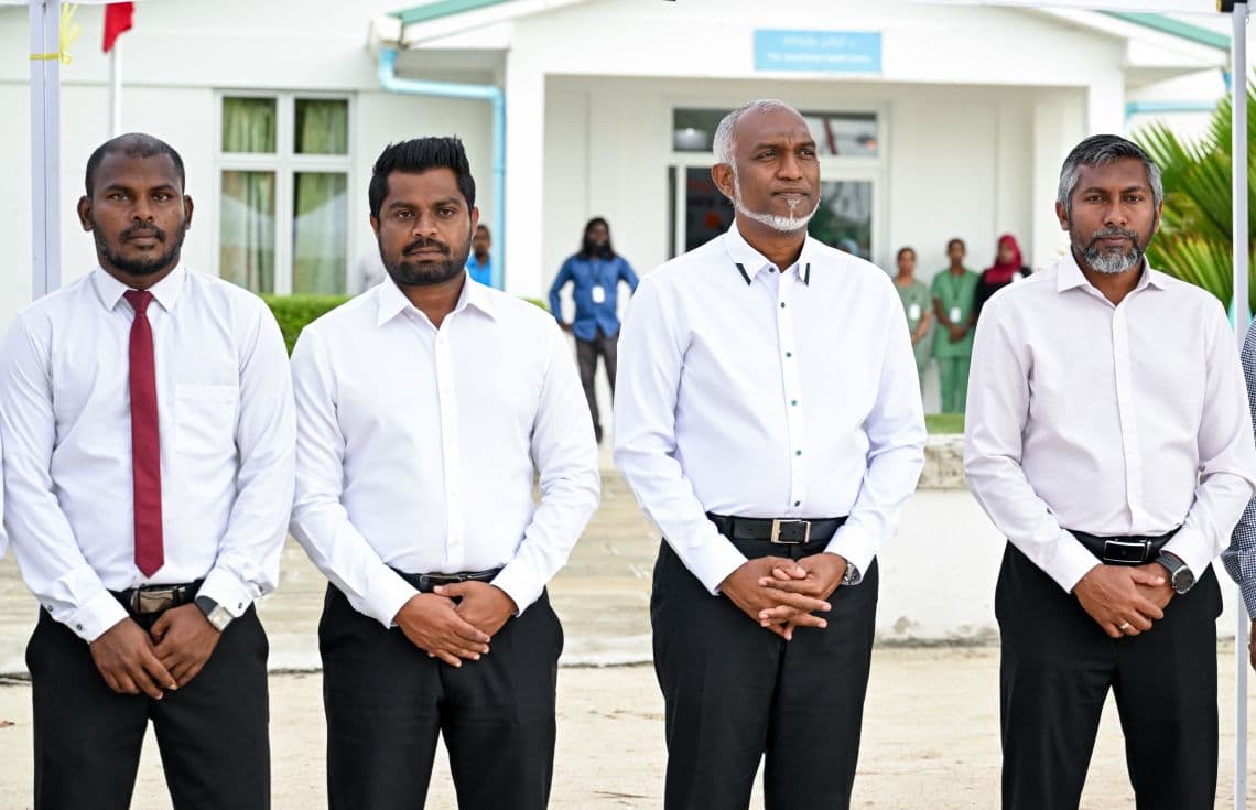 ރައީސް ތ. އަތޮޅަށް ކުރެއްވި ދަތުރުގެ ތެރެއިން.---ފޮޓޯ: ރައީސް އޮފީސް