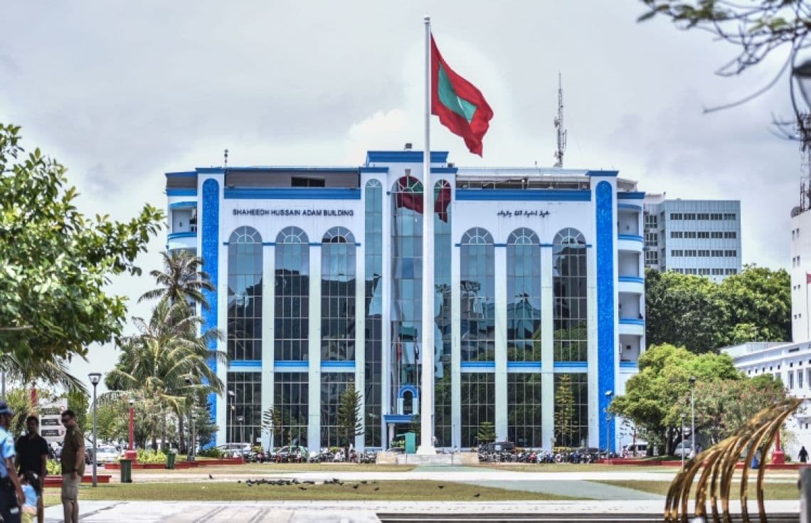 ޝަހީދު ހުސައިން އާދަމް ބިލްޑިން: ފޮޓޯ/ އިންޓަނެޓް---