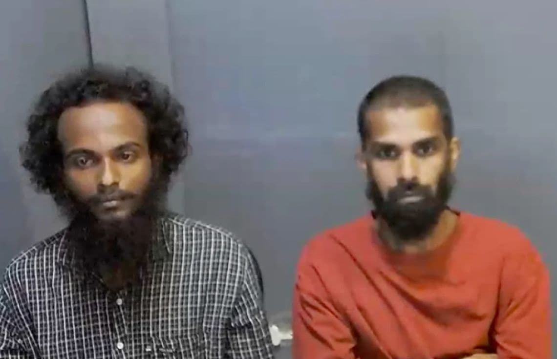 އުދައްޔުގެ މަރުގެ މައްސަލާގައި ކުށް ސާބިތުވި ޝަމީމް (ވ) އަދި މާޒިން (ކ) އެ ދެ މީހުން މެރުމަށް ވަނީ ހުކުމްކޮށްފައި----