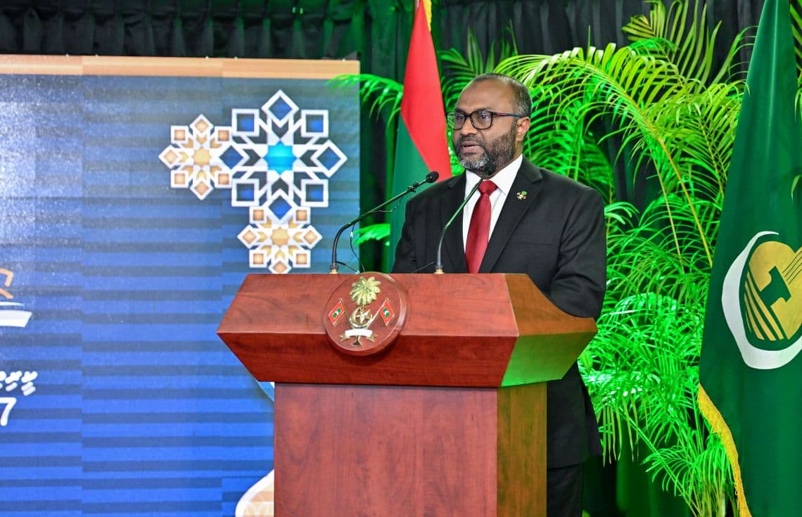 ޑރ. ޝަހީމް. ގުރުއާނުން ލިބޭ ހިދާޔަތުން އަހަރެމެން ހިދާޔަތް ލިބިގަންނަން ޖެހޭ ކަމަށާއި ގުރްއާން ރީތިކޮށް ކިޔެވުމުން ހަމައެކަނި ނުފުދޭ ކަމަށް މިނިސްޓަރު ޝަހީމް ވިދާޅުވި--- ފޮޓޯ: ރައީސް އޮފީސް