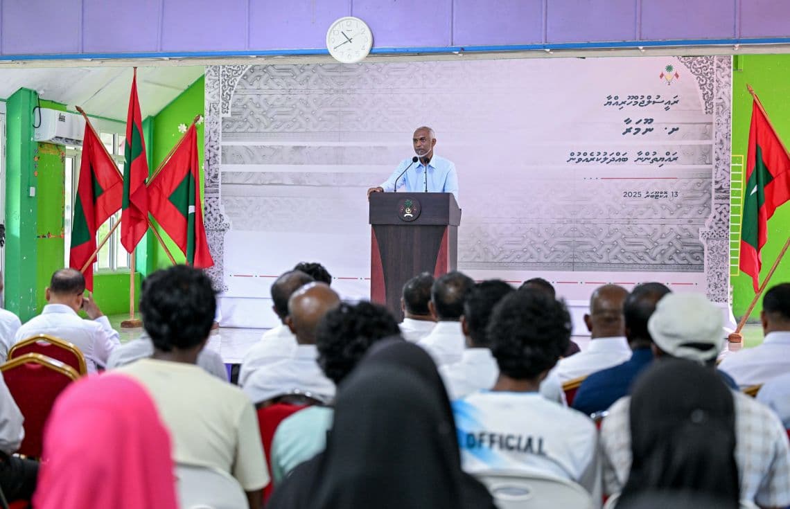 ރައީސް ޑރ. މުއިއްޒު ނޫމަރާ ރައްޔިތުންނާ ބައްދަލުކޮށް ވާހަކަދައްކަވަނީ---ފޮޓޯ:ރައީސް އޮފީސް