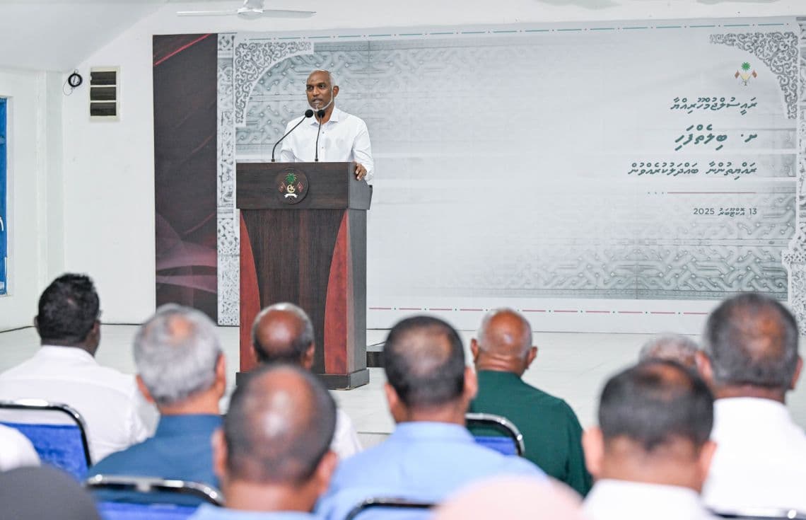 ރައީސުލްޖުމްހޫރިއްޔާ ޑރ މުހައްމަދު މުއިއްޒު ށ ބިލެތްފަހި ރައްޔިތުންނާ ބައްދަލުކޮށް ވާހަކަދައްކަވަނީ---ފޮޓޯ:ރައީސް އޮފީސް