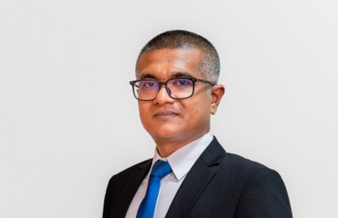 ސިނގިރޭޓު ކޮންޓެއިނަރުތަކުގެ މައްސަލައިގައި ހައްޔަރުކުރި މިފްކޯގެ އިންޖިނިއަރިން އެންޑް ޕްރޮޖެކްޓްސްގެ ޖެނެރަލް މެނޭޖަރު މުއާޒު އަލީ---