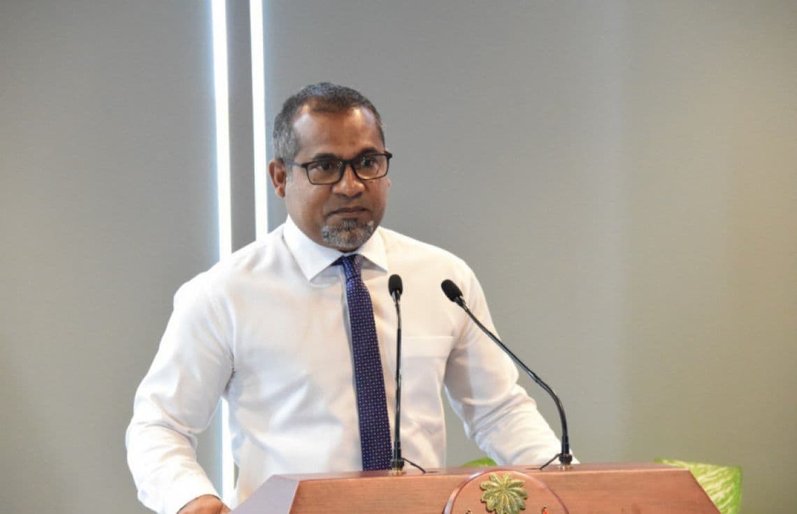 ފޮރިން މިނިސްޓަރު އަބްދުﷲ ހަލީލް. މިނިސްޓަރު މިނިސްޓަރު ޑރ. ބަދްރު އަބްދުލްލަތީގެ ދައުވަތަކަށް ކުރައްވާ ދަތުރުފުޅެއް--- ފޮޓޯ: އިންޓަނެޓް