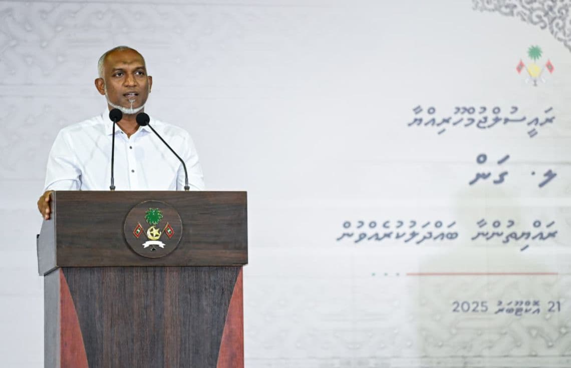 ރައީސުލްޖުމްހޫރިއްޔާ ޑރ. މުހައްމަދު މުއިއްޒު ލ. ގަން ރައްޔިތުންނާ ބައްދަލުކޮށް ވާހަކަދައްކަވަނީ---ފޮޓޯ: ރައީސް އޮފީސް